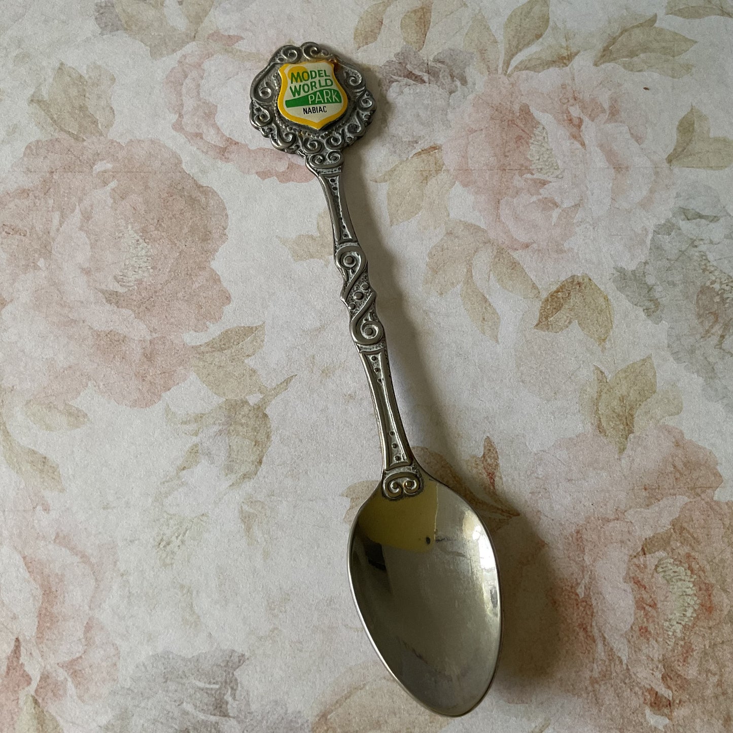 Model World Park, Nabiac - Australia - plated figurine souvenir spoon - closed theme parks, childhood holidays, models