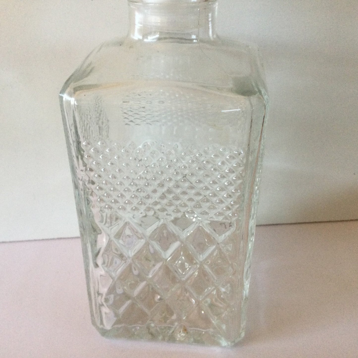 Large cut glass decanter with stopper - clear glass, square shaped lid, bar, whisky, sherry even for bubble bath