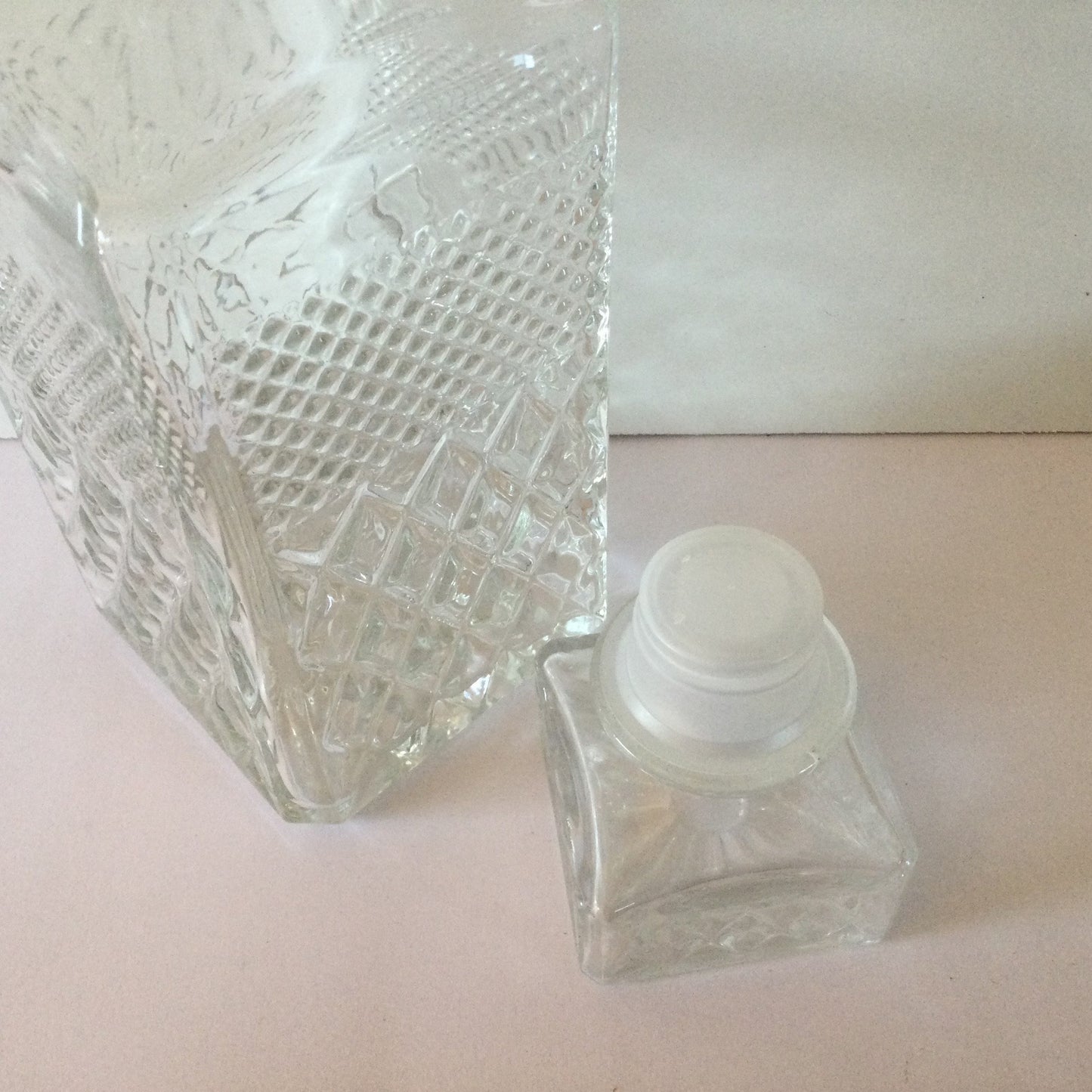 Large cut glass decanter with stopper - clear glass, square shaped lid, bar, whisky, sherry even for bubble bath
