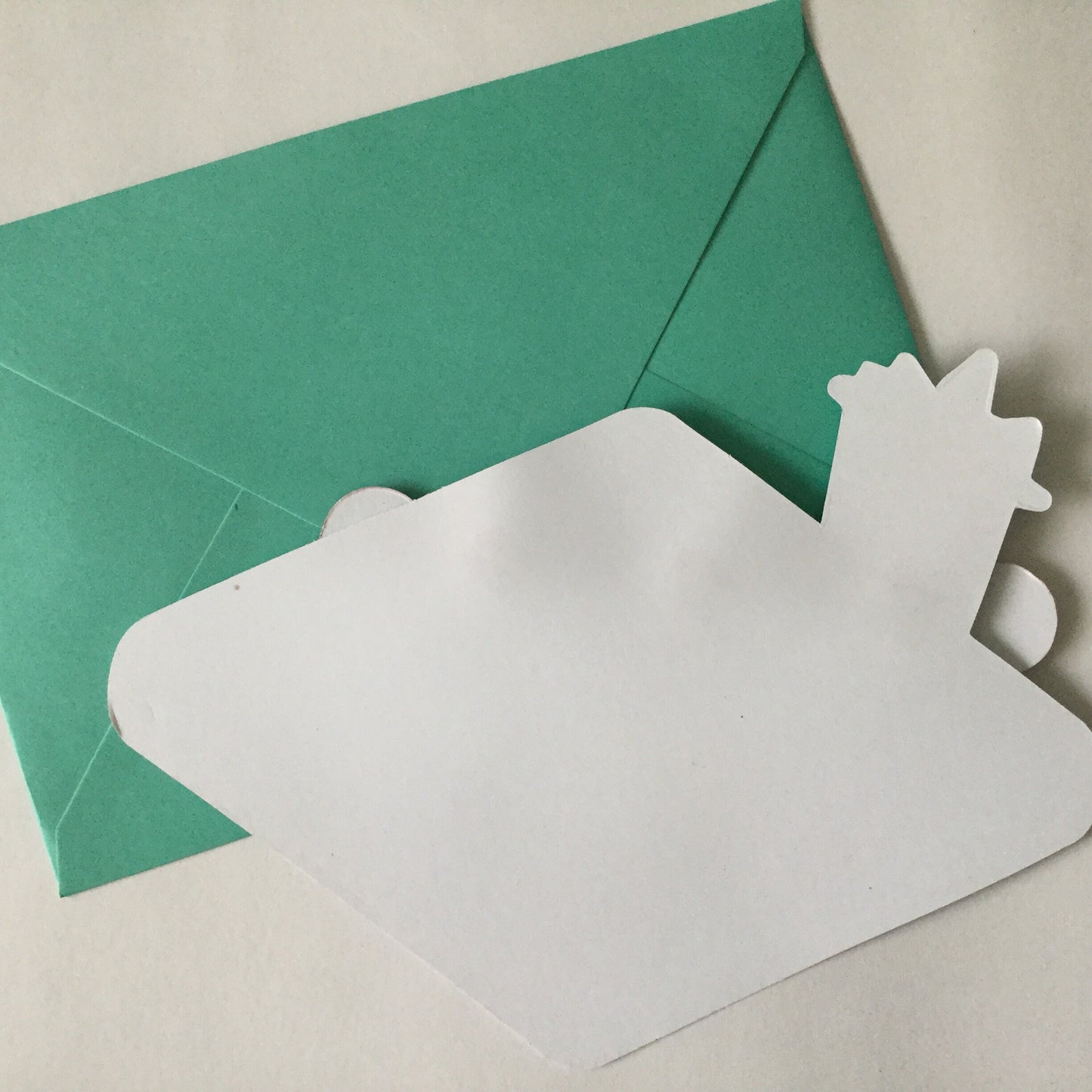 Party Invitations - 8 vintage style party invitations and envelopes - retro Las Vegas style