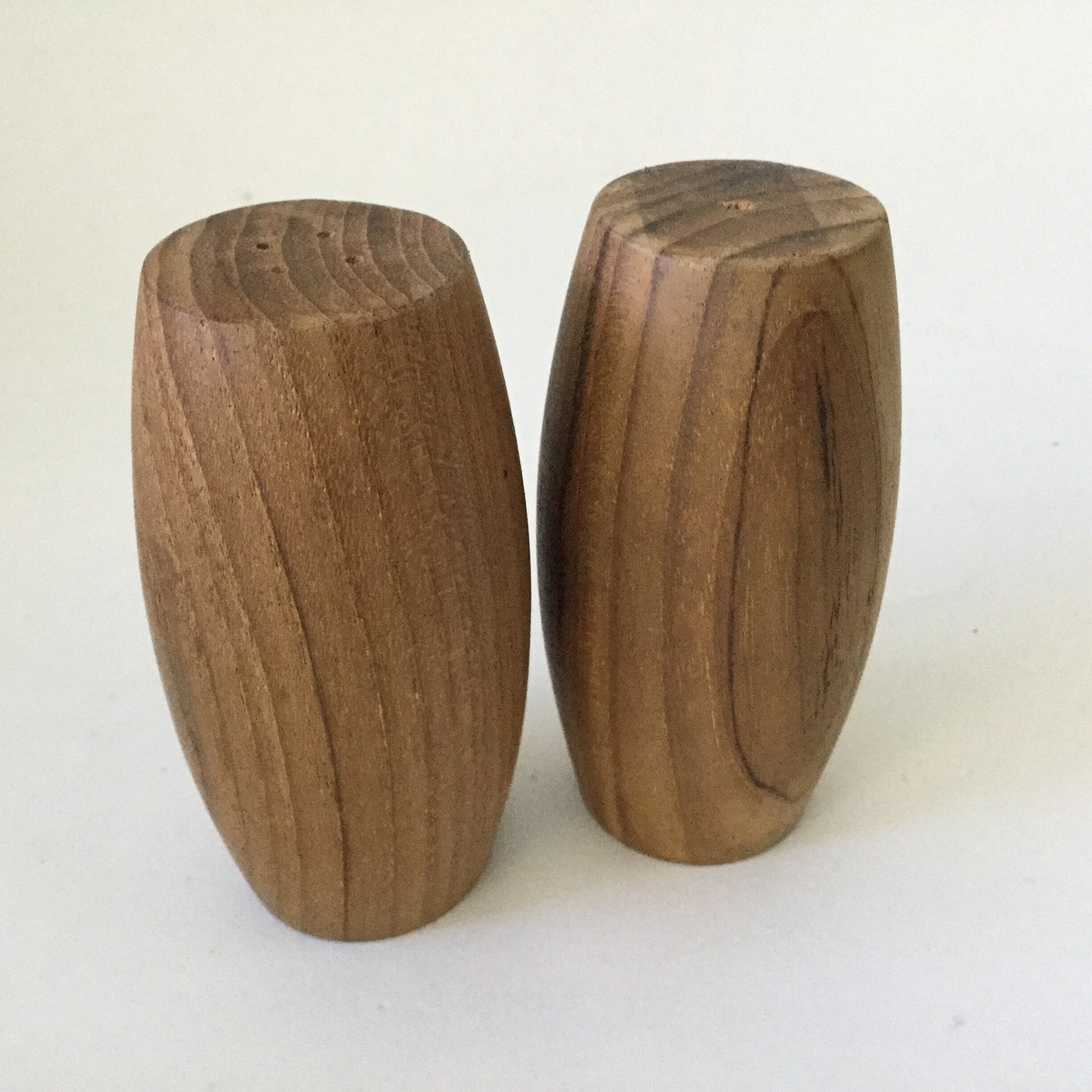 Wooden salt and pepper shakers - made in Hong Kong - sixties, scandi style, table wear, kitchenalia