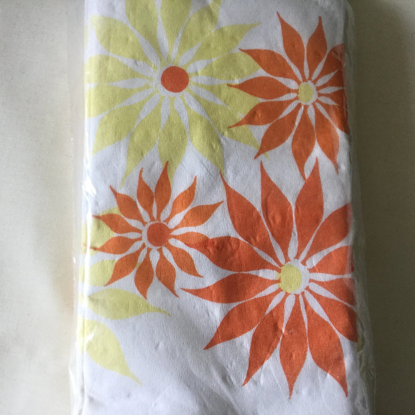 1960's groovy paper guest towels or napkins - 12 thick paper with bright orange and yellow flowers